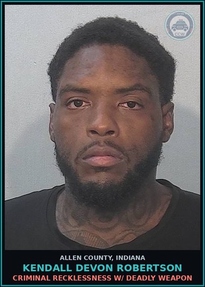 CCW arrest card for Kendall Devon Robertson in Allen County: RESISTING LAW ENFORCEMENT / FLEEING VEHICLE