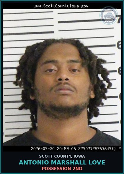 CCW arrest card for Antonio Marshall Love in Scott County: DISPLAY OF PLATES