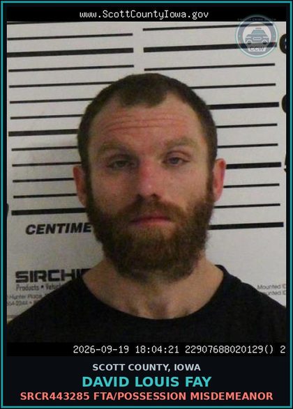 CCW arrest card for David Louis Fay in Scott County: SRCR443285 FTA/POSSESSION MISDEMEANOR