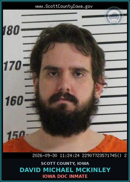 CCW arrest card for David Michael Mckinley in Scott County: IOWA DOC INMATE