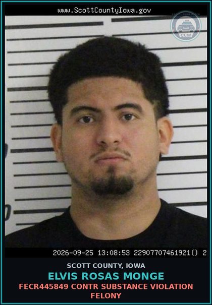 CCW arrest card for Elvis Rosas Monge in Scott County: FECR445849 contr substance VIOLATION FELONY