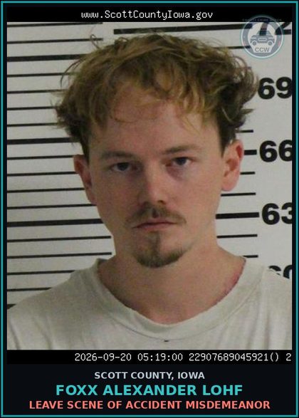 CCW arrest card for Foxx Alexander Lohf in Scott County: LEAVE SCENE OF ACCIDENT MISDEMEANOR