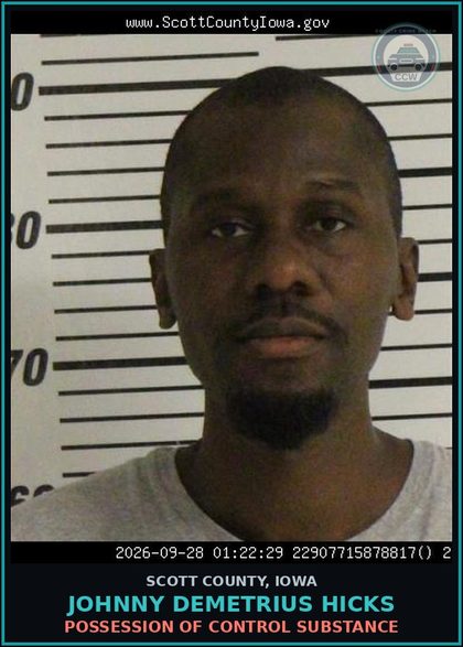 CCW arrest card for Johnny Demetrius Hicks in Scott County: OPEN CONTAINER