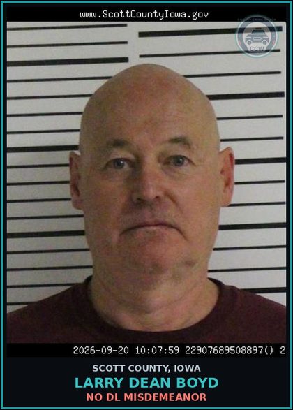 CCW arrest card for Larry Dean Boyd in Scott County: NO DL MISDEMEANOR