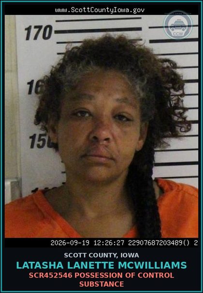 CCW arrest card for Latasha Lanette Mcwilliams in Scott County: SCR452546 POSSESSION OF CONTROL SUBSTANCE