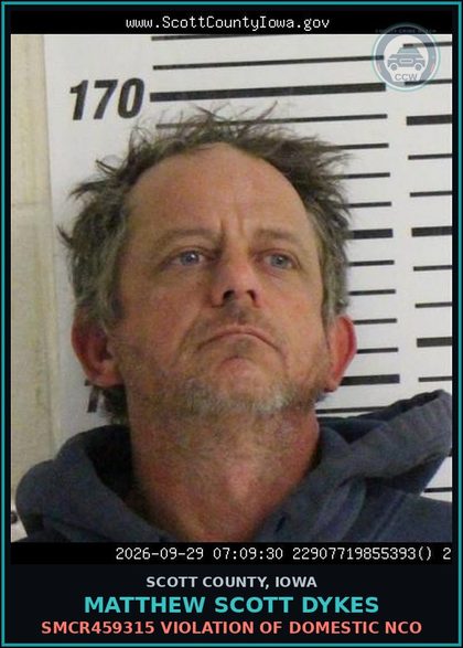 CCW arrest card for Matthew Scott Dykes in Scott County: SMCR459315 VIOLATION OF DOMESTIC NCO