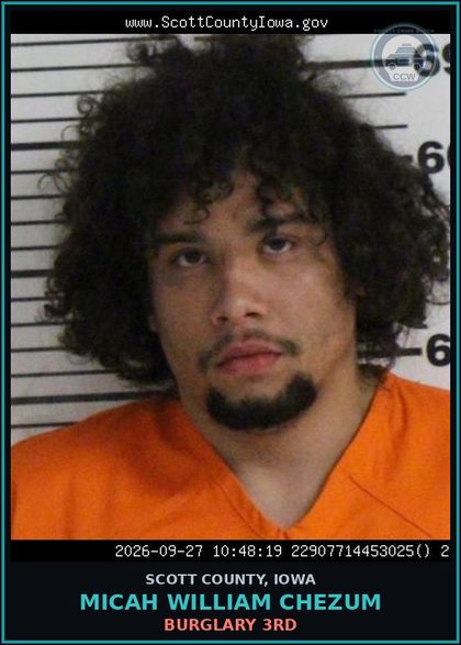 CCW arrest card for Micah William Chezum in Scott County: BURGLARY 3RD
