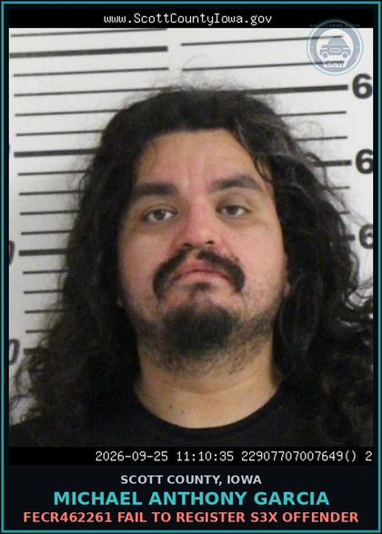CCW arrest card for Michael Anthony Garcia in Scott County: FECR462261 FAIL TO REGISTER s3x OFFENDER