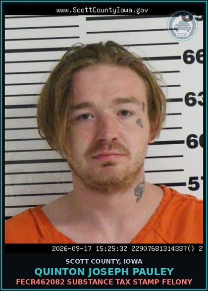 CCW arrest card for Quinton Joseph Pauley in Scott County: FECR462082 DRUG TAX STAMP FELONY