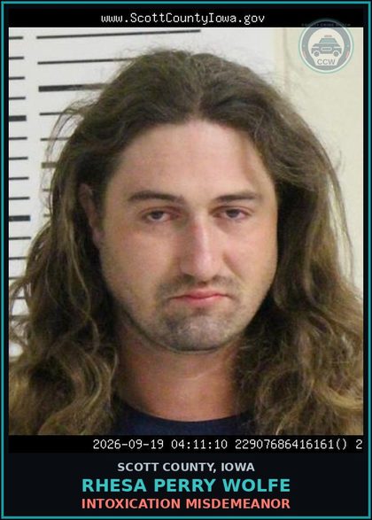 CCW arrest card for Rhesa Perry Wolfe in Scott County: INTOXICATION MISDEMEANOR