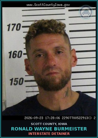 CCW arrest card for Ronald Wayne Burmeister in Scott County: INTERSTATE DETAINER