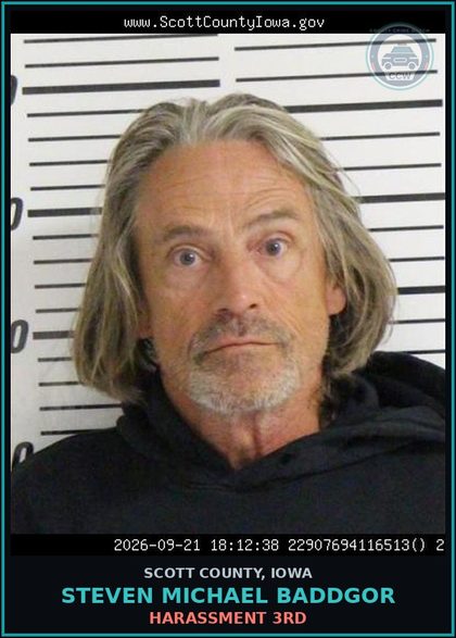 CCW arrest card for Steven Michael Baddgor in Scott County: HARASSMENT 3RD