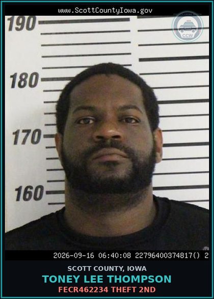 CCW arrest card for Toney Lee Thompson in Scott County: FECR462234 THEFT 2ND