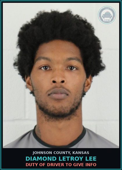 CCW arrest card for DIAMOND LETROY LEE in Johnson County: DUTY OF DRIVER TO GIVE INFO