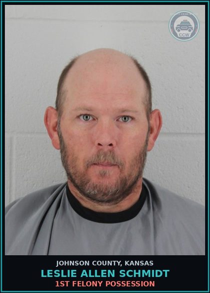 CCW arrest card for LESLIE ALLEN SCHMIDT in Johnson County: 1ST FELONY POSSESSION