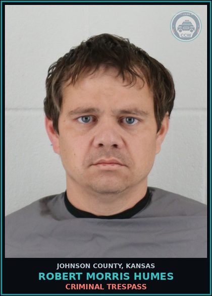 CCW arrest card for ROBERT MORRIS HUMES in Johnson County: CRIMINAL TRESPASS