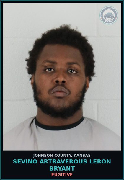 CCW arrest card for SEVINO ARTRAVEROUS LERON BRYANT in Johnson County: FUGITIVE