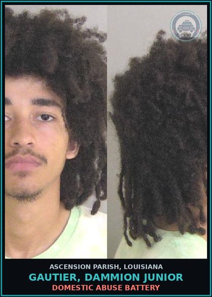 CCW arrest card for Gautier, Dammion Junior in Ascension Parish: Resisting an Officer