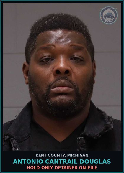 CCW arrest card for Antonio Cantrail Douglas in Kent County: HOLD ONLY DETAINER ON FILE