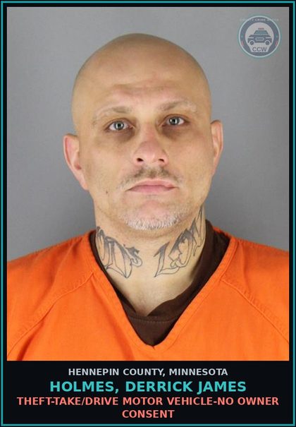 CCW arrest card for HOLMES, DERRICK JAMES in Hennepin County: DRUGS - 3RD DEGREE - POSSESS 10 GRAMS OR MORE A NARCOTIC DRUG OTHER THAN HEROIN OR Fent