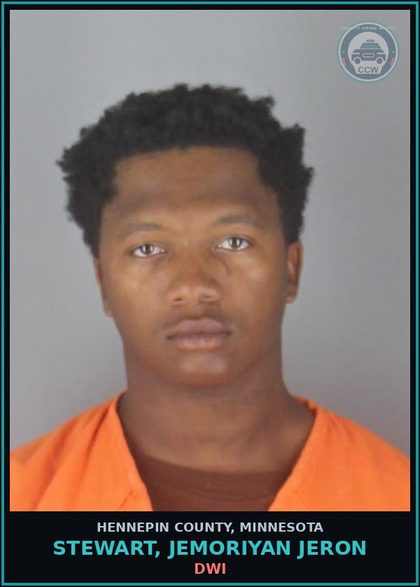 CCW arrest card for STEWART, JEMORIYAN JERON in Hennepin County: DWI