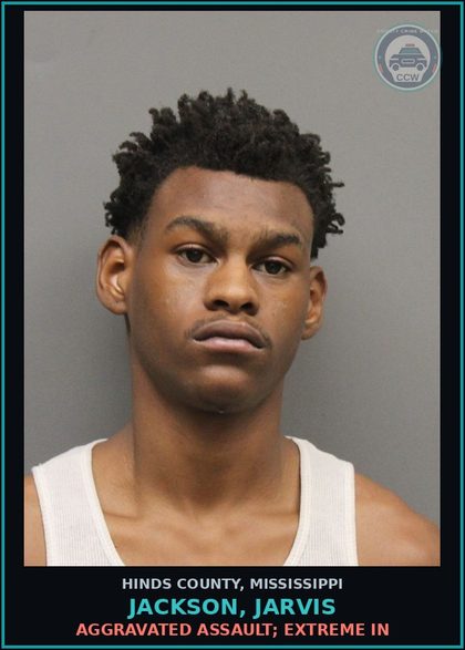 CCW arrest card for Jackson, Jarvis in Hinds County: FLEEING LEO IN MOTOR VEHICLE (