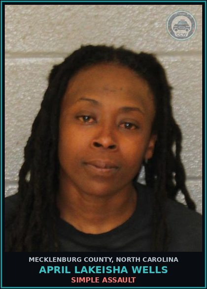 CCW arrest card for APRIL LAKEISHA WELLS in Mecklenburg County: SIMPLE ASSAULT