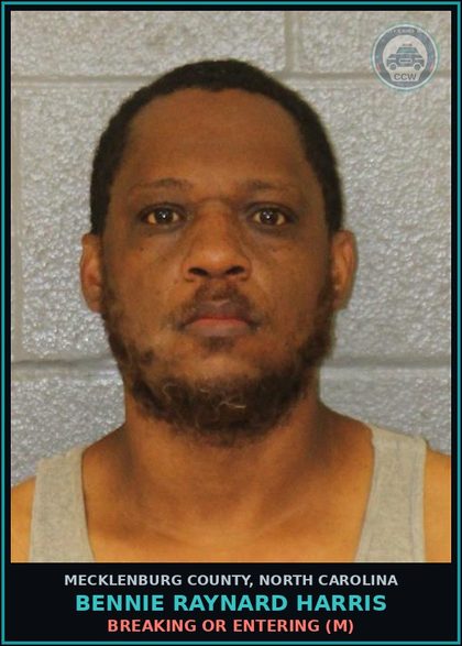 CCW arrest card for BENNIE RAYNARD HARRIS in Mecklenburg County: BREAKING OR ENTERING (M)