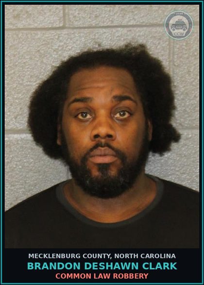 CCW arrest card for BRANDON DESHAWN CLARK in Mecklenburg County: COMMON LAW ROBBERY