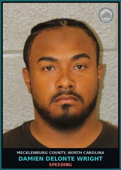 CCW arrest card for DAMIEN DELONTE WRIGHT in Mecklenburg County: SPEEDING