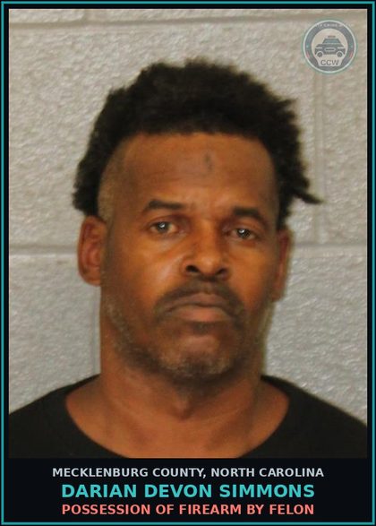 CCW arrest card for DARIAN DEVON SIMMONS in Mecklenburg County: POSSESSION OF FIREARM BY FELON