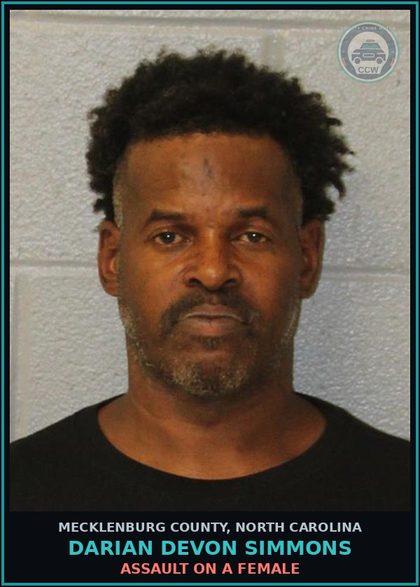 CCW arrest card for DARIAN DEVON SIMMONS in Mecklenburg County: MISD CRIME OF DOM VIOLENCE