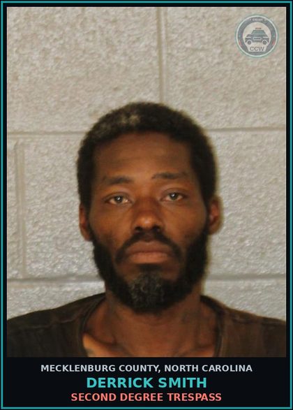 CCW arrest card for DERRICK SMITH in Mecklenburg County: SECOND DEGREE TRESPASS
