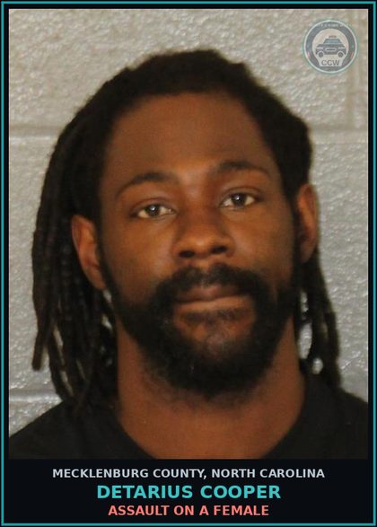 CCW arrest card for DETARIUS COOPER in Mecklenburg County: COMMUNICATING THREATS