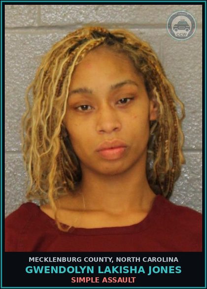 CCW arrest card for GWENDOLYN LAKISHA JONES in Mecklenburg County: SIMPLE ASSAULT