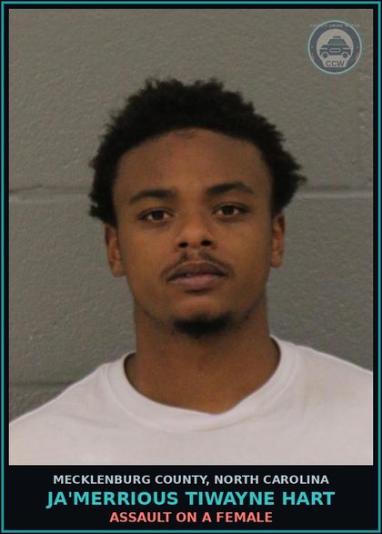 CCW arrest card for JA'MERRIOUS TIWAYNE HART in Mecklenburg County: BREAK/ENTER TERORIZE/INJURE
