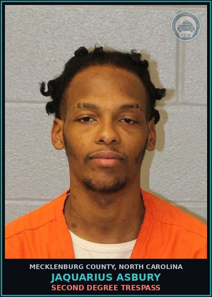 CCW arrest card for JAQUARIUS ASBURY in Mecklenburg County: SECOND DEGREE TRESPASS
