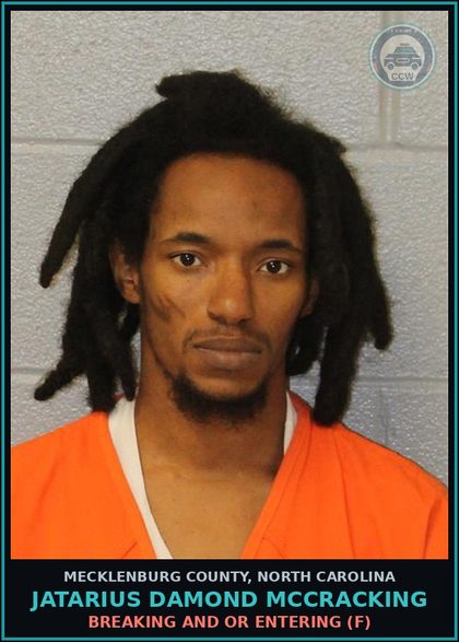 CCW arrest card for JATARIUS DAMOND MCCRACKING in Mecklenburg County: BREAKING AND OR ENTERING (F)