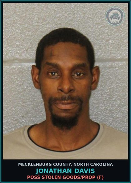 CCW arrest card for JONATHAN DAVIS in Mecklenburg County: POSS STOLEN GOODS/PROP (F)