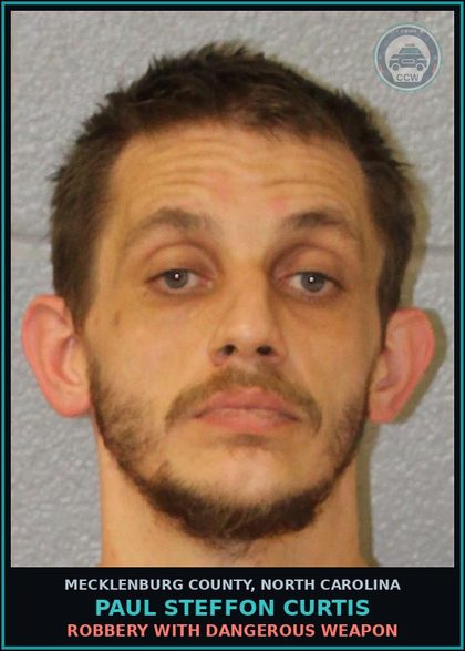 CCW arrest card for PAUL STEFFON CURTIS in Mecklenburg County: ROBBERY WITH DANGEROUS WEAPON