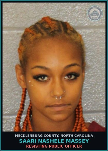 CCW arrest card for SAARI NASHELE MASSEY in Mecklenburg County: RESISTING PUBLIC OFFICER