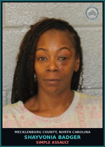 CCW arrest card for SHAYVONIA BADGER in Mecklenburg County: SIMPLE ASSAULT
