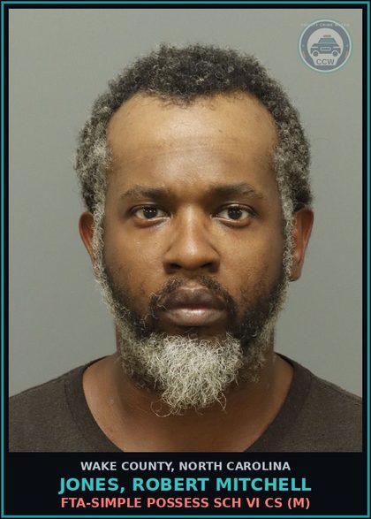 CCW arrest card for Jones, Robert Mitchell in Wake County: FTA-SIMPLE POSSESS SCH VI CS (M)