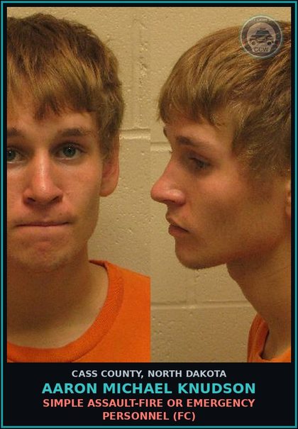 CCW arrest card for Aaron Michael Knudson in Cass County: Simple assault-Fire or emergency personnel (FC)