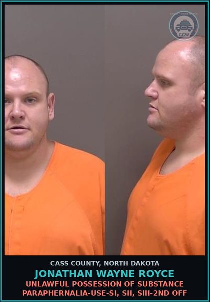 CCW arrest card for Jonathan Wayne Royce in Cass County: PAROLE VIOLATION
