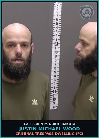 CCW arrest card for Justin Michael Wood in Cass County: Unlawful possession of drug paraphernalia-Use-SI, SII, SIII-2nd off