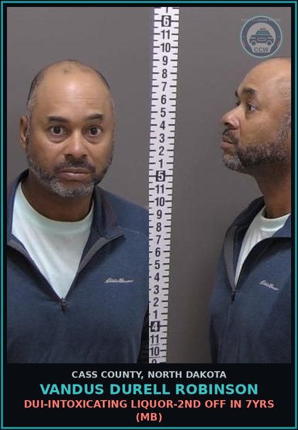 CCW arrest card for Vandus Durell Robinson in Cass County: Driving under revocation (MB)