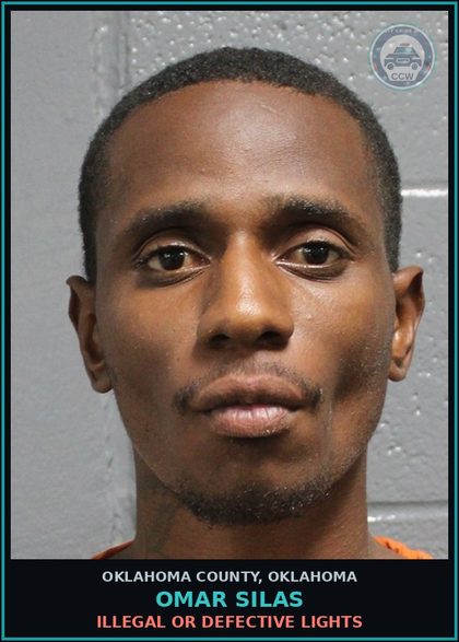 CCW arrest card for Omar Silas in Oklahoma County: ILLEGAL OR DEFECTIVE LIGHTS
