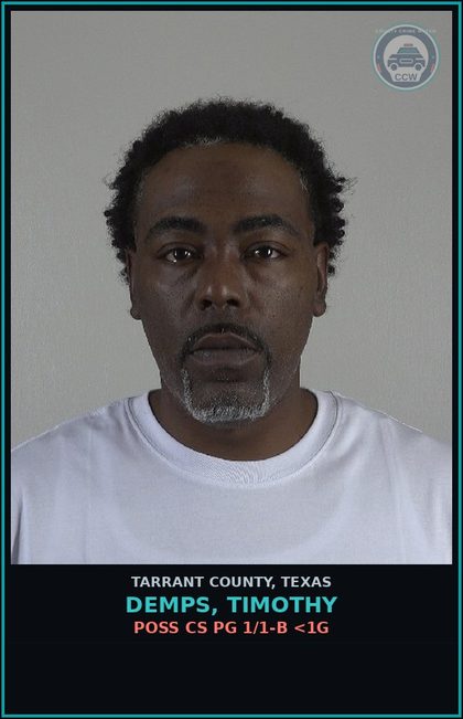 CCW arrest card for Demps, Timothy in Tarrant County: MAN DEL CS PG 1 >=4G<200G