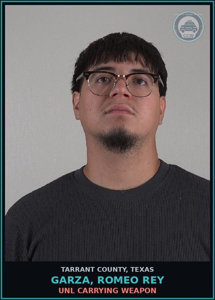CCW arrest card for Garza, Romeo Rey in Tarrant County: POSS CS PG 2 >= 1G<4G